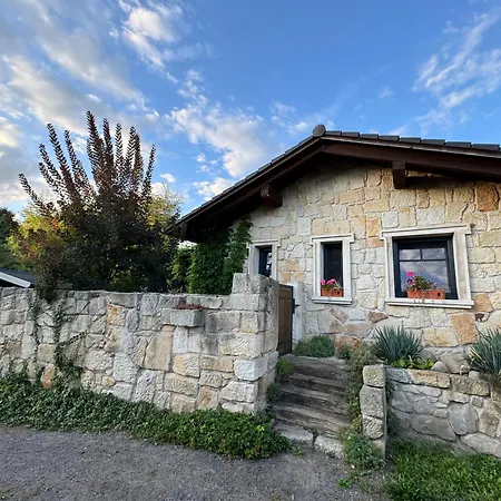 Kamenny Apartament Libunec